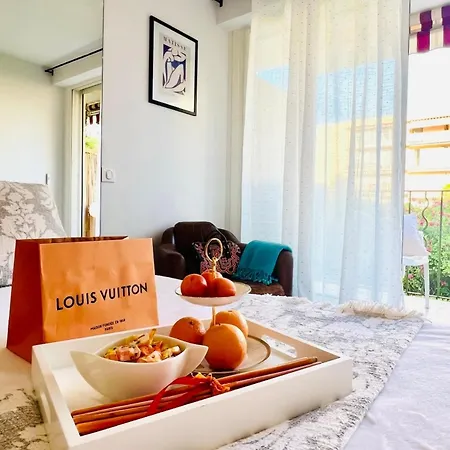 Kwatera prywatna Private With Balcony