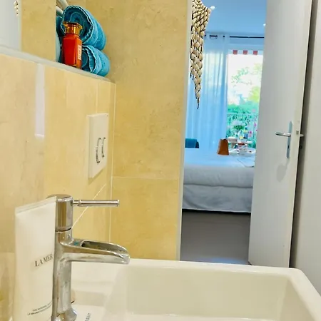 Private With Balcony *